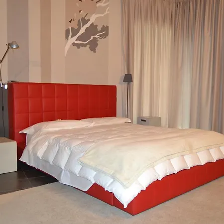 Gasthof Relais Borgo Del Gallo